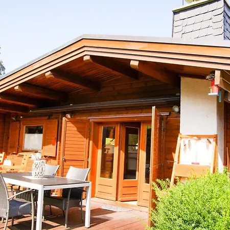 Holzhaus Hubertus Am Hennesee * Meschede